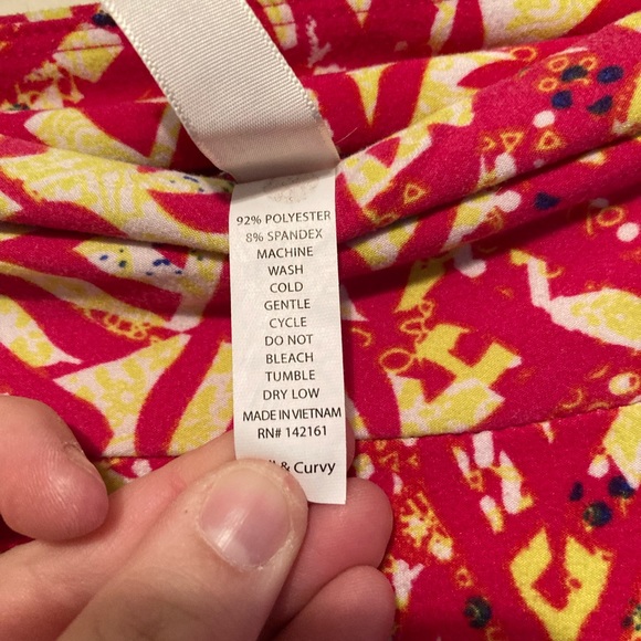 Lularoe Tall and Curvy Leggings - Picture 5 of 5